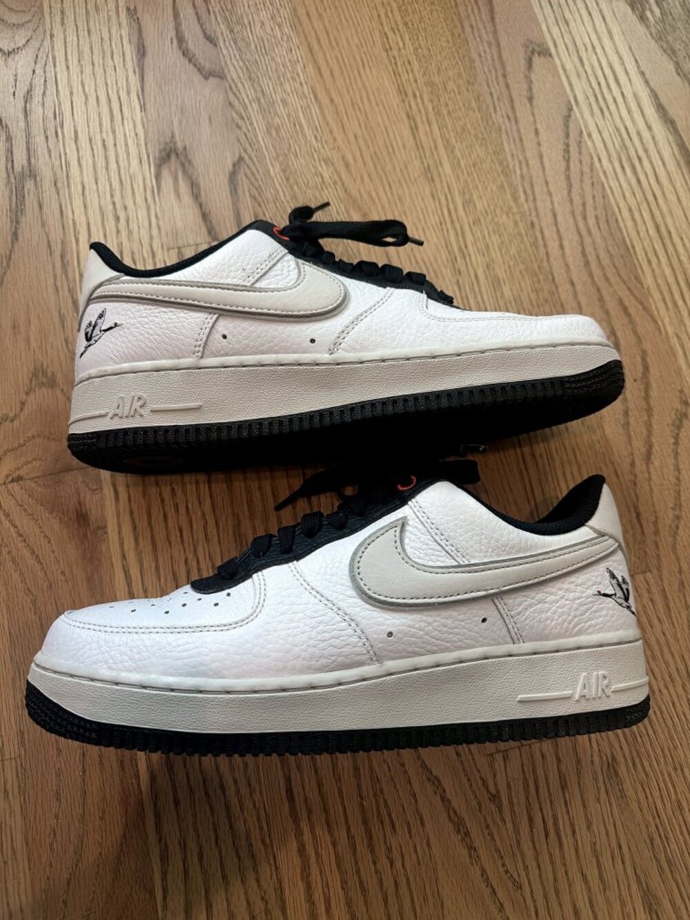 Nike Air Force 1 Low Crane White Black Chile Red Size 7.5 Men's